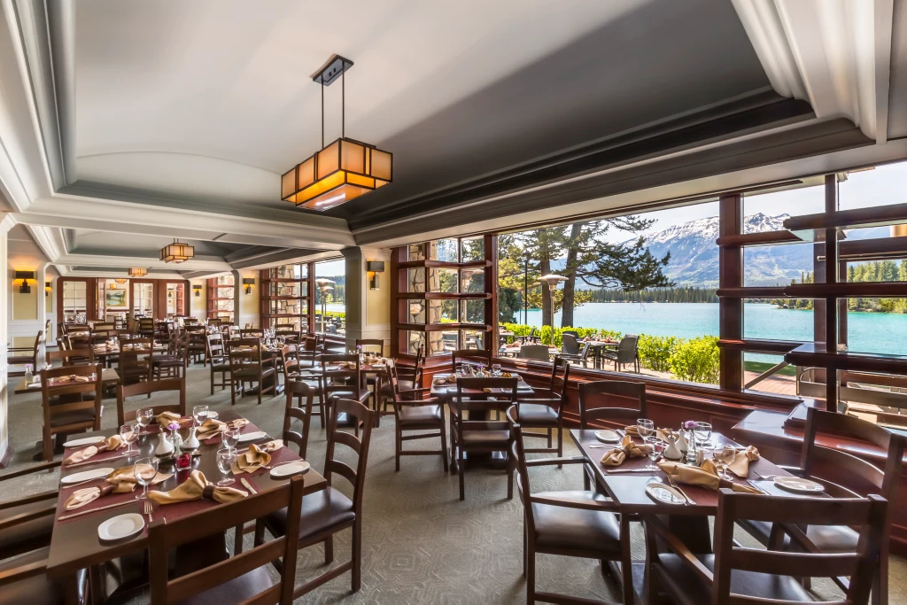 Fairmont Jasper Park Lodge